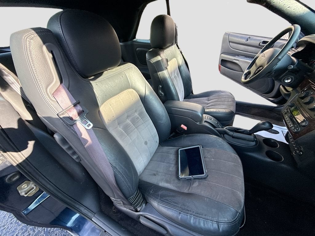 2004 Chrysler Sebring LXi