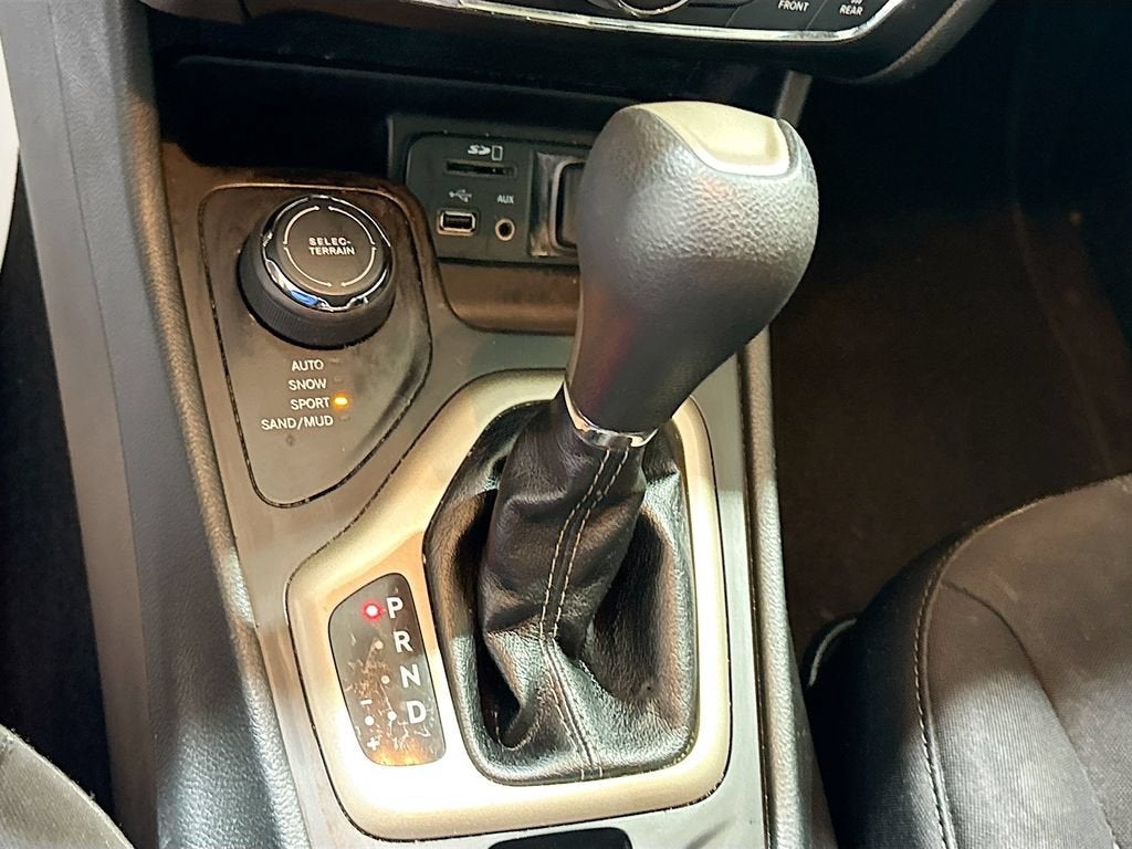 2014 Jeep Cherokee Sport