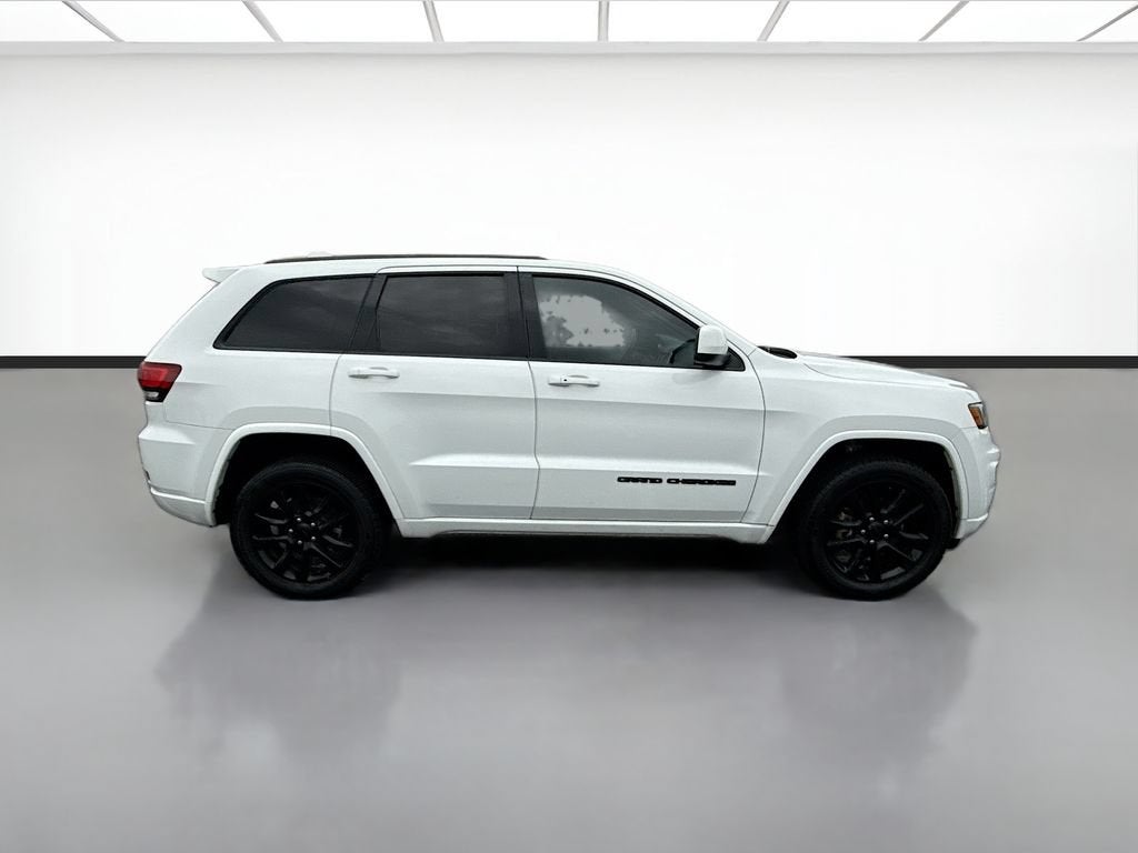 2017 Jeep Grand Cherokee Altitude 4x2