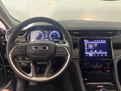 2023 Jeep Grand Cherokee L Laredo 4x4