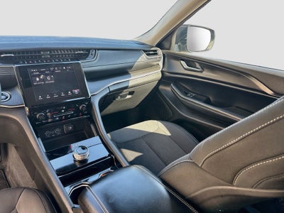 2023 Jeep Grand Cherokee L Laredo 4x4