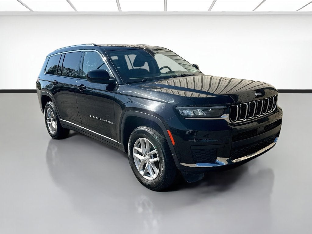 2023 Jeep Grand Cherokee L Laredo 4x4
