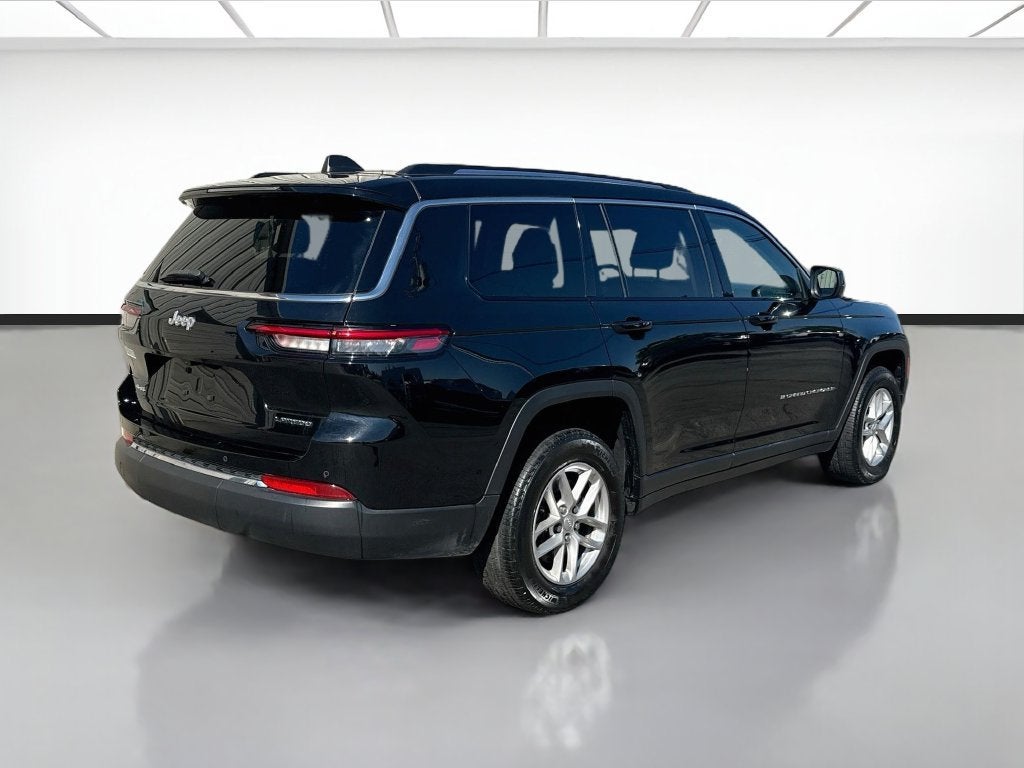 2023 Jeep Grand Cherokee L Laredo 4x4