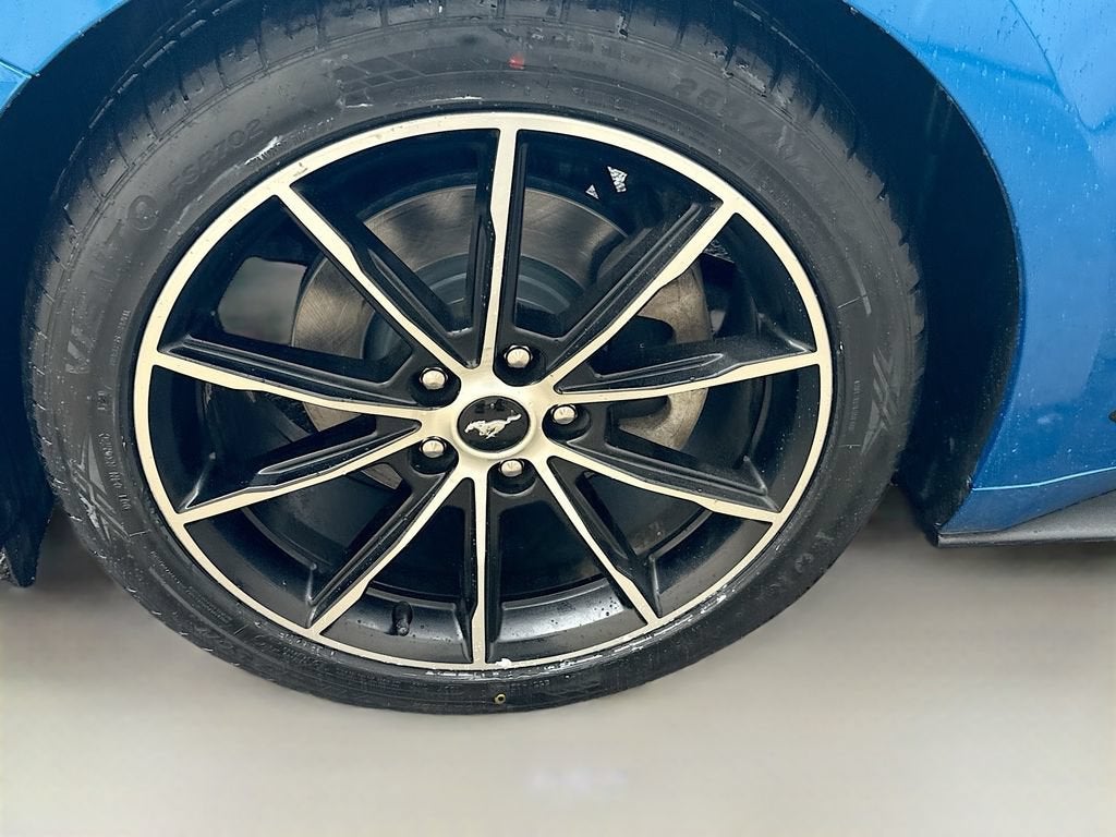 2020 Ford Mustang EcoBoost
