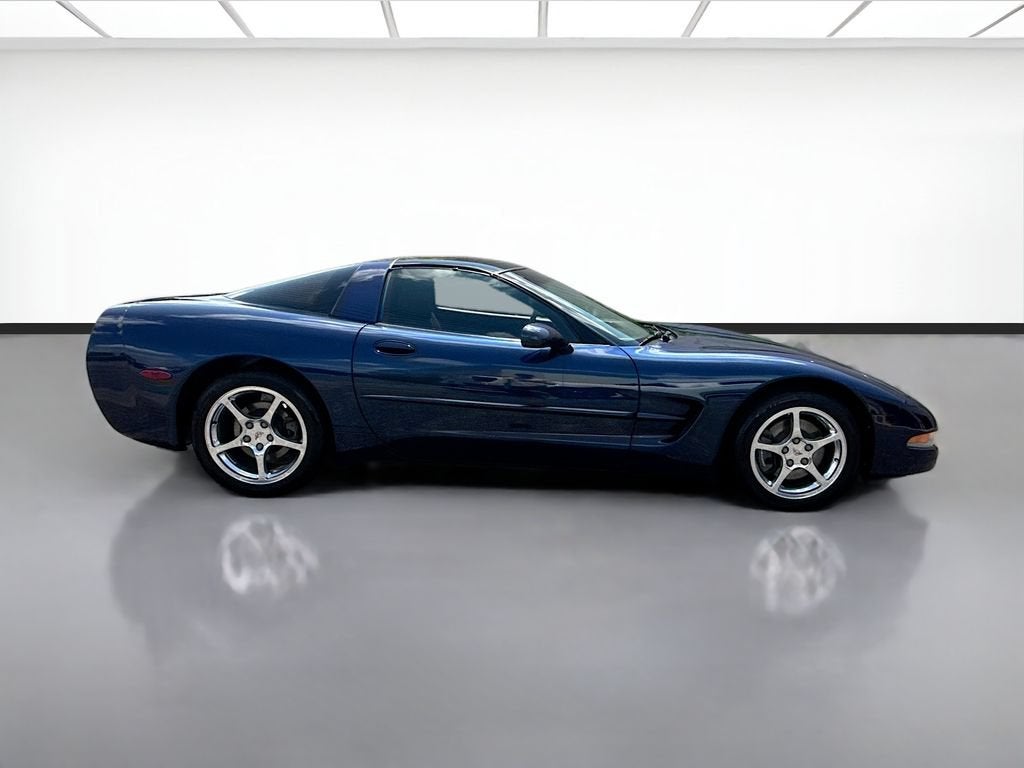 2001 Chevrolet Corvette Base