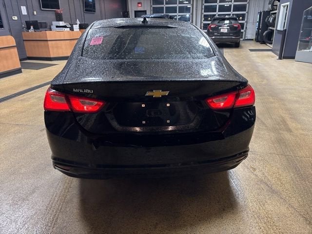 2022 Chevrolet Malibu LS