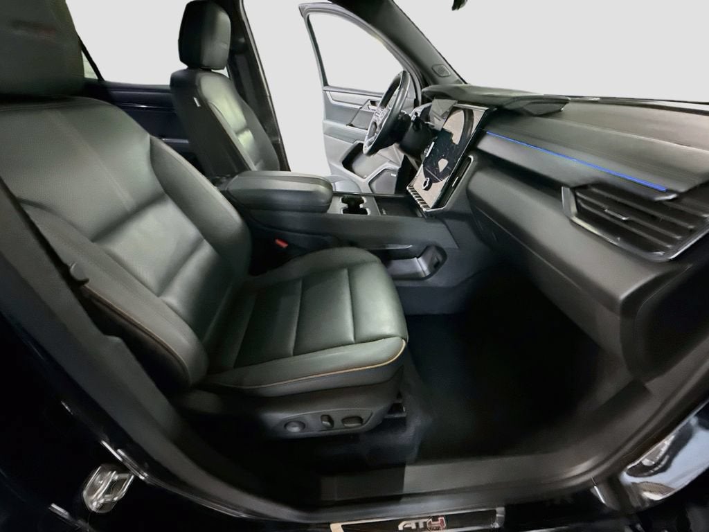 2024 GMC Acadia AT4