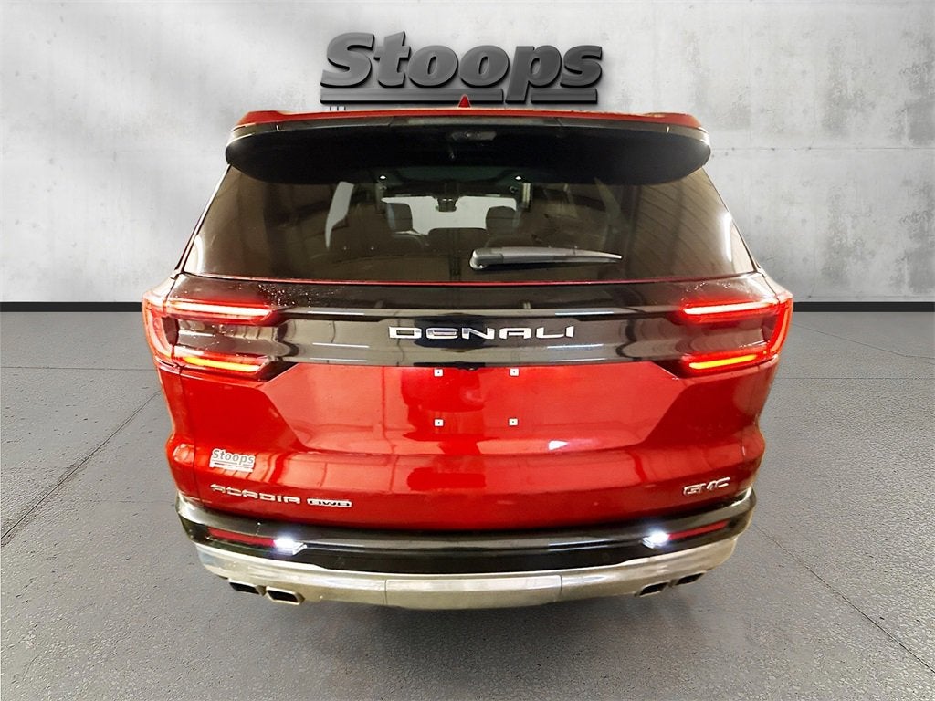 2025 GMC Acadia Denali