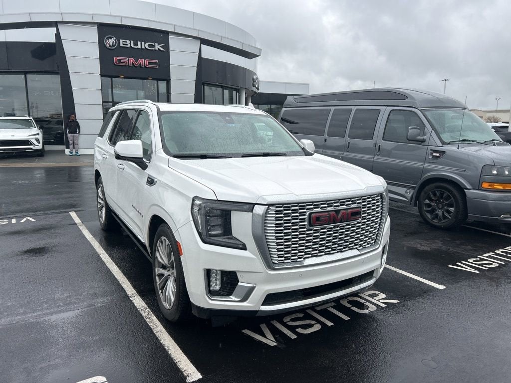 2021 GMC Yukon 4WD Denali's photo
