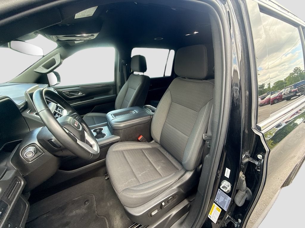2024 GMC Yukon XL SLE