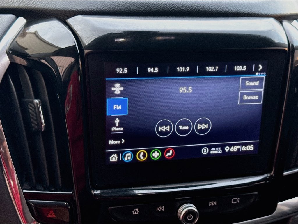 2020 Chevrolet Traverse LT Cloth