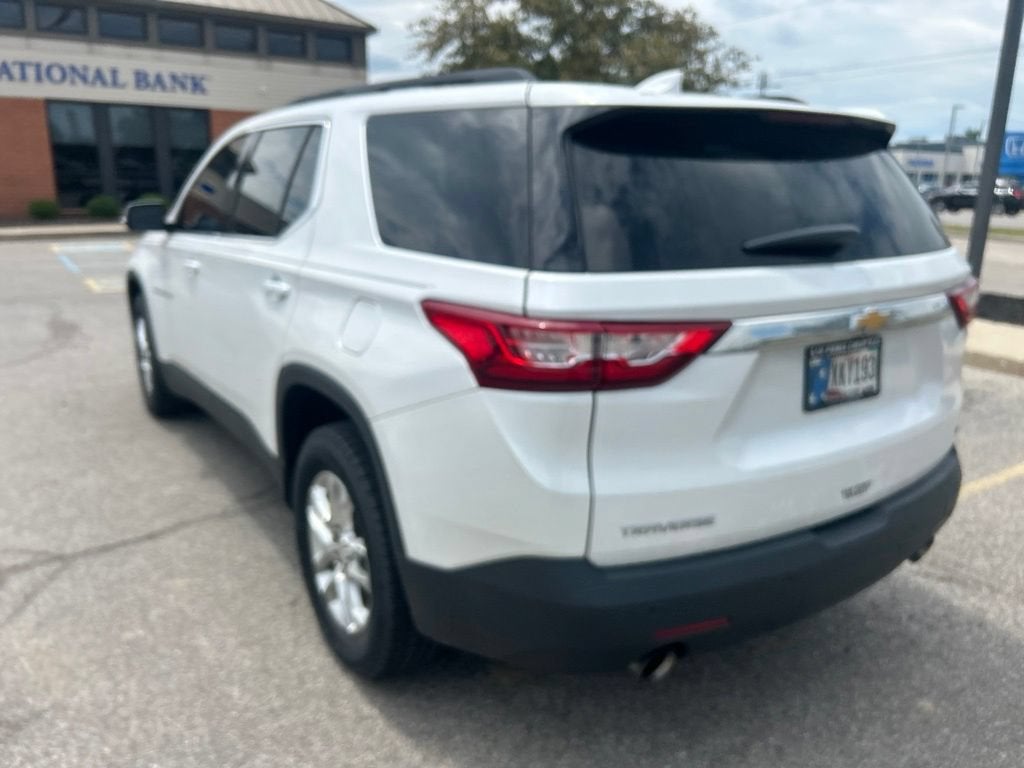 2021 Chevrolet Traverse LT Cloth
