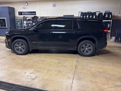 2025 Chevrolet Traverse LT
