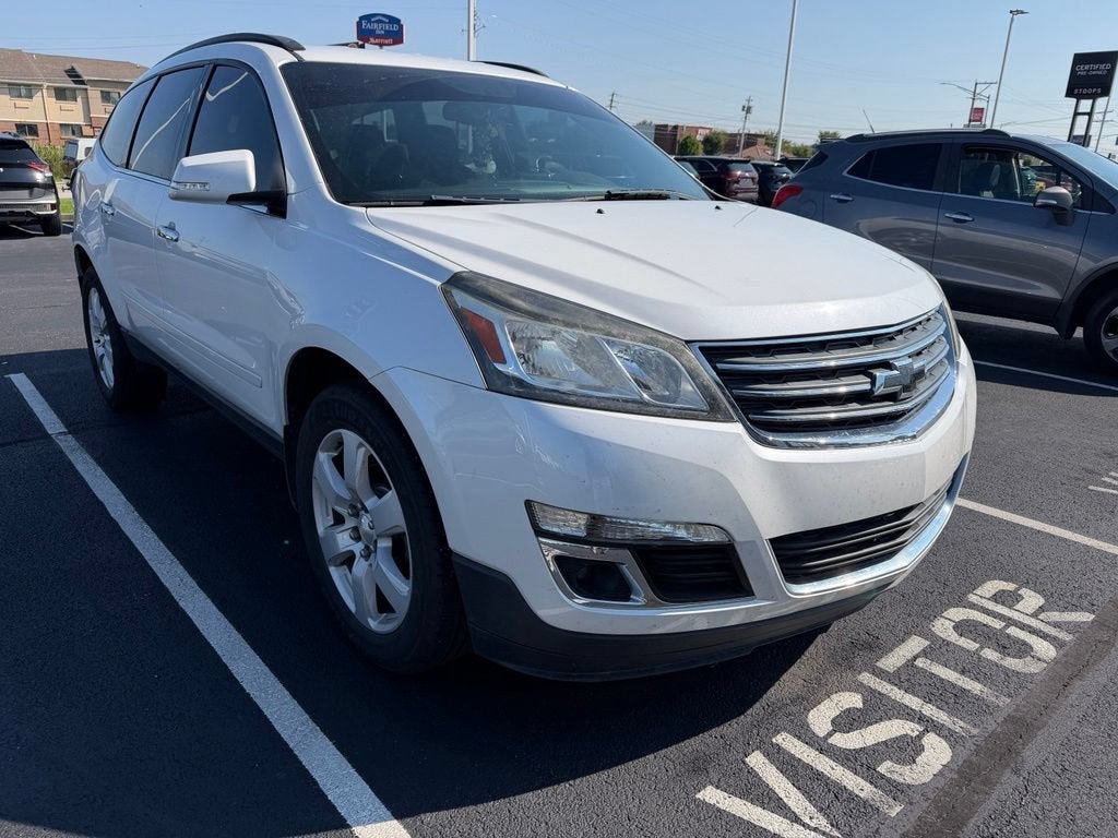 2017 Chevrolet Traverse LT
