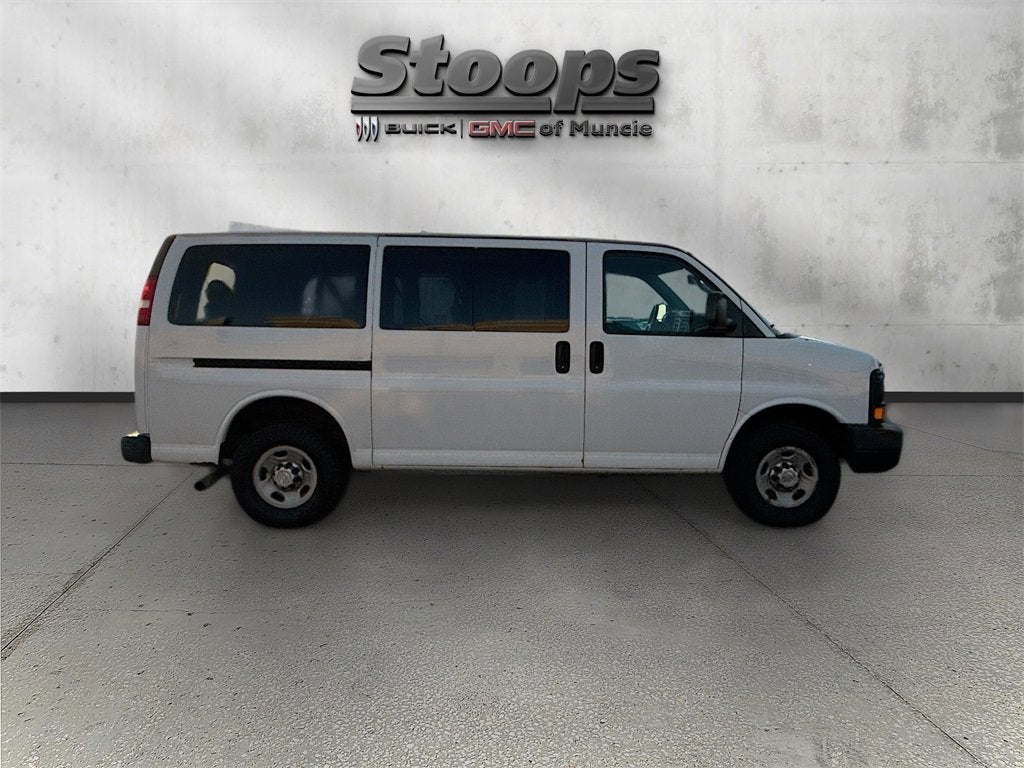 2015 Chevrolet Express Passenger 2500 LS
