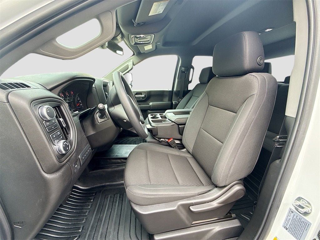 2025 GMC Sierra 2500 HD Pro