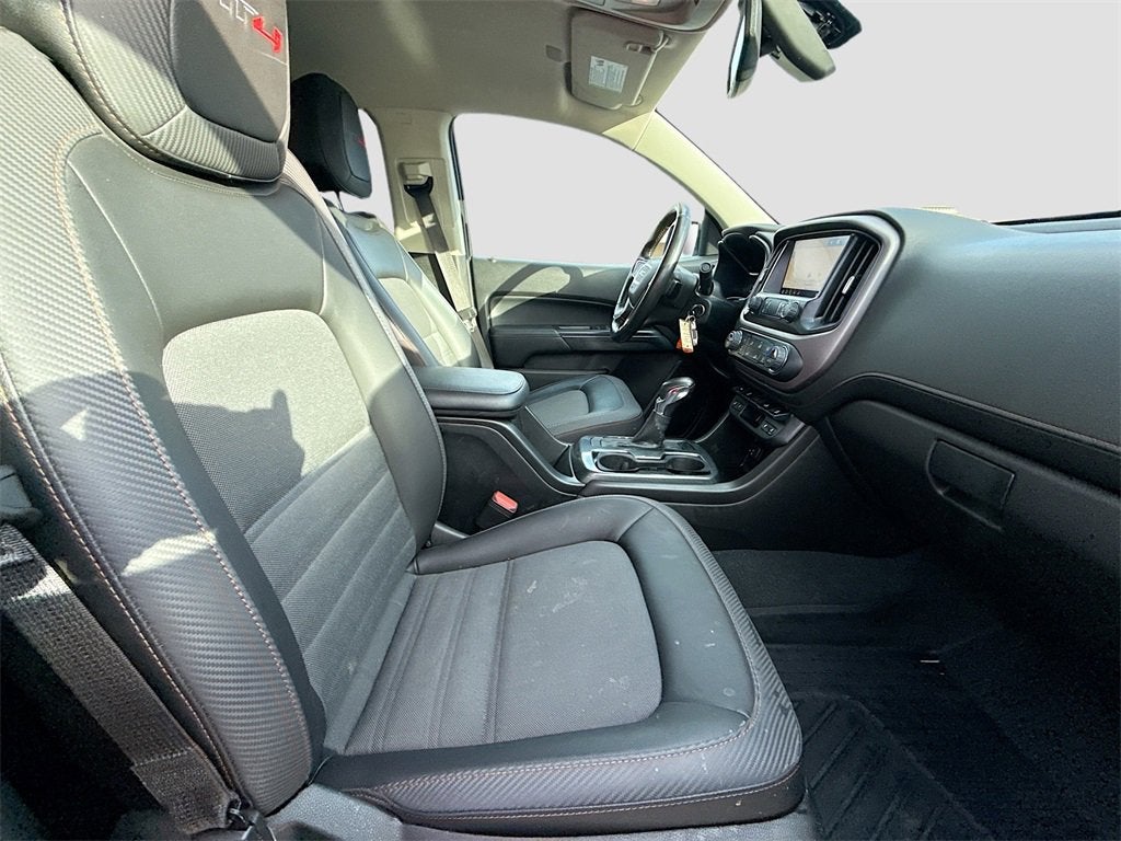 2022 GMC Canyon AT4 - Cloth