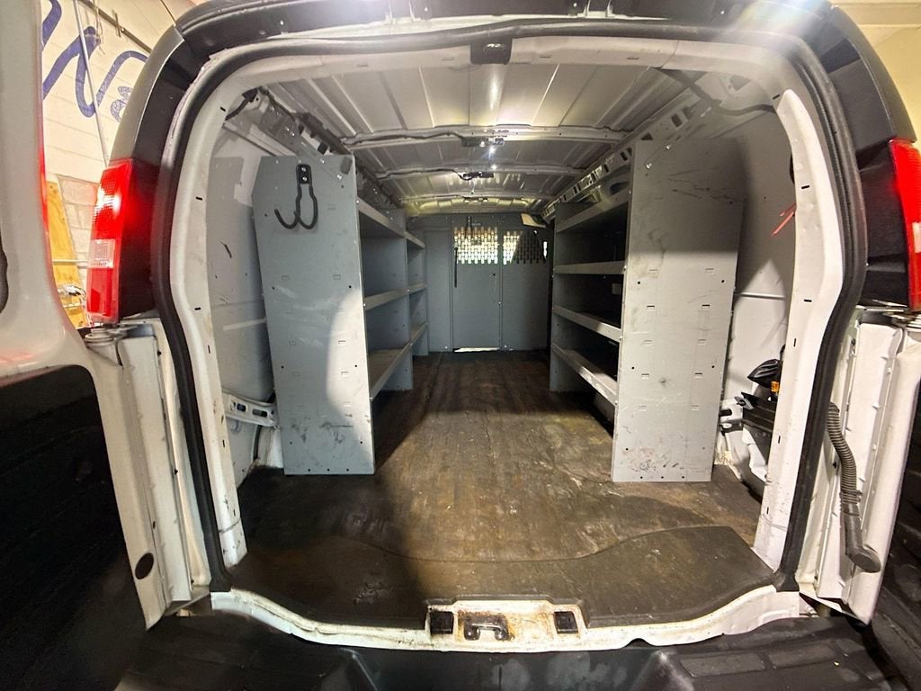 2023 GMC Savana Cargo 2500 Work Van