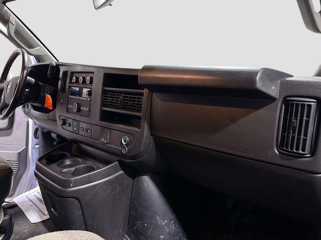 2023 GMC Savana Cargo 2500 Work Van