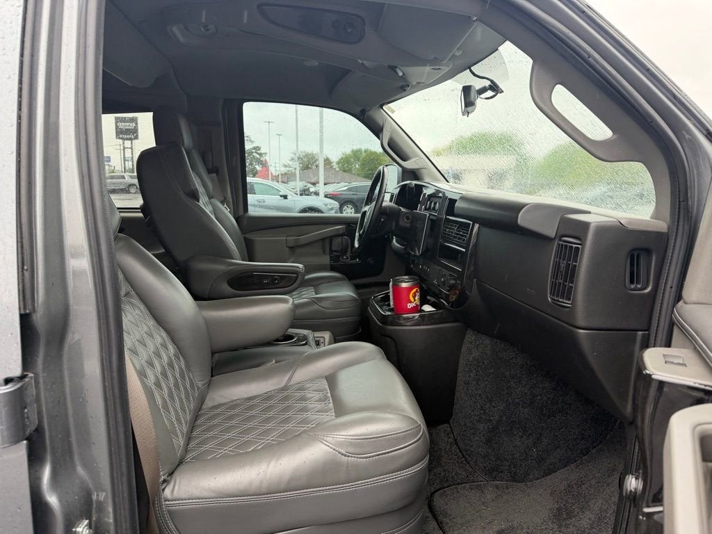 2023 GMC Savana Cargo 2500 Work Van