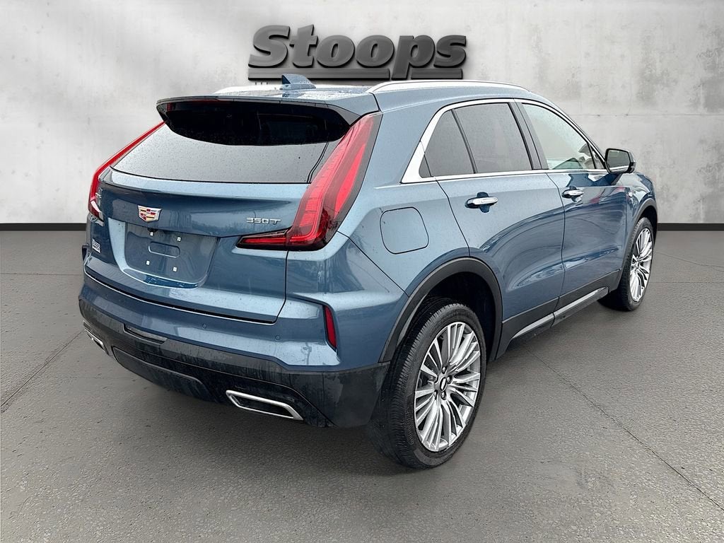 2025 Cadillac XT4 Premium Luxury