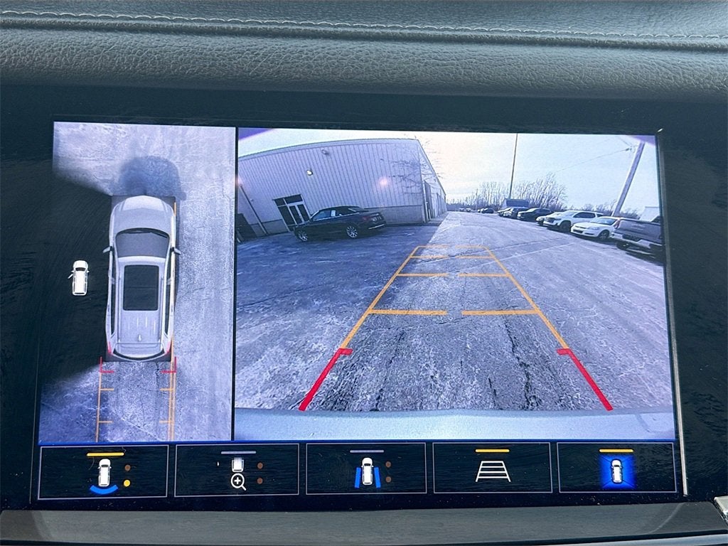 2023 Cadillac XT6 Sport