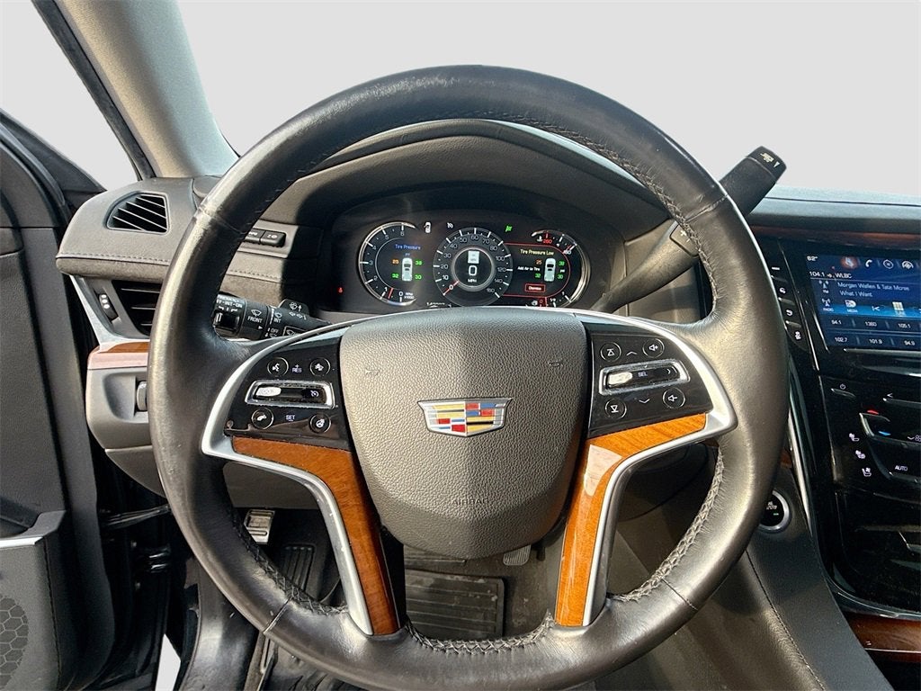 2017 Cadillac Escalade Luxury