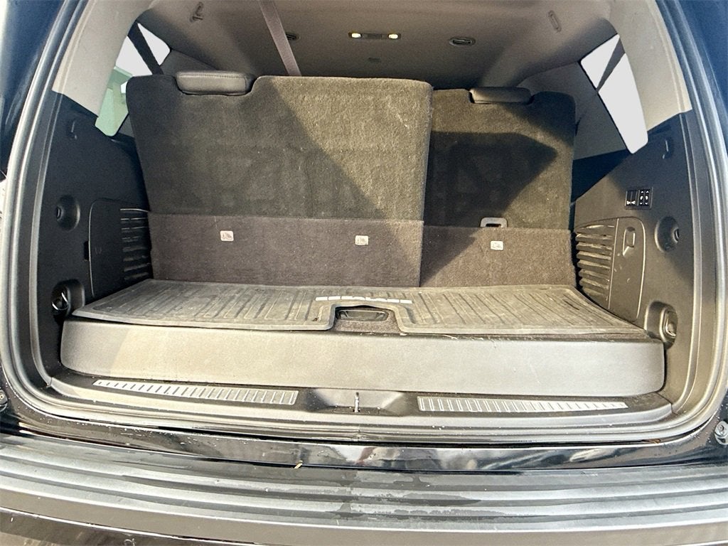 2017 Cadillac Escalade Luxury