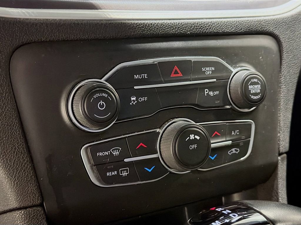 2022 Dodge Charger SXT RWD