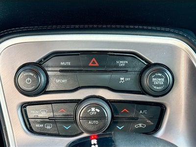 2022 Dodge Challenger SXT