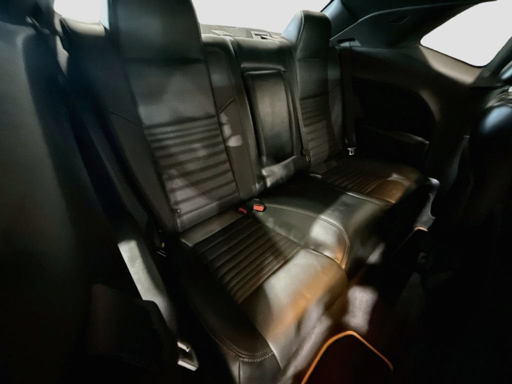2016 Dodge Challenger 392 Hemi Scat Pack Shaker