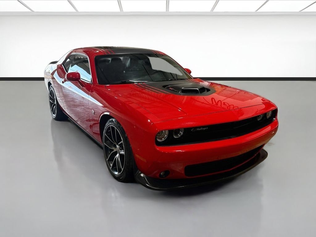 2016 Dodge Challenger 392 Hemi Scat Pack Shaker