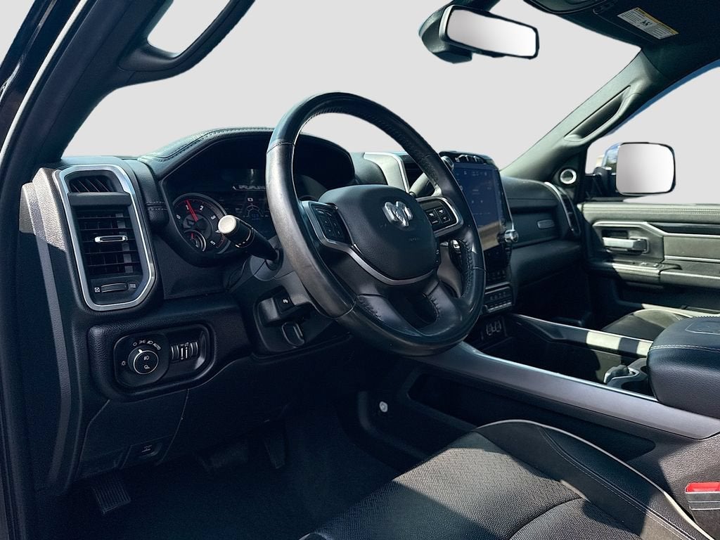 2022 RAM 3500 Laramie Crew Cab 4x4 8' Box