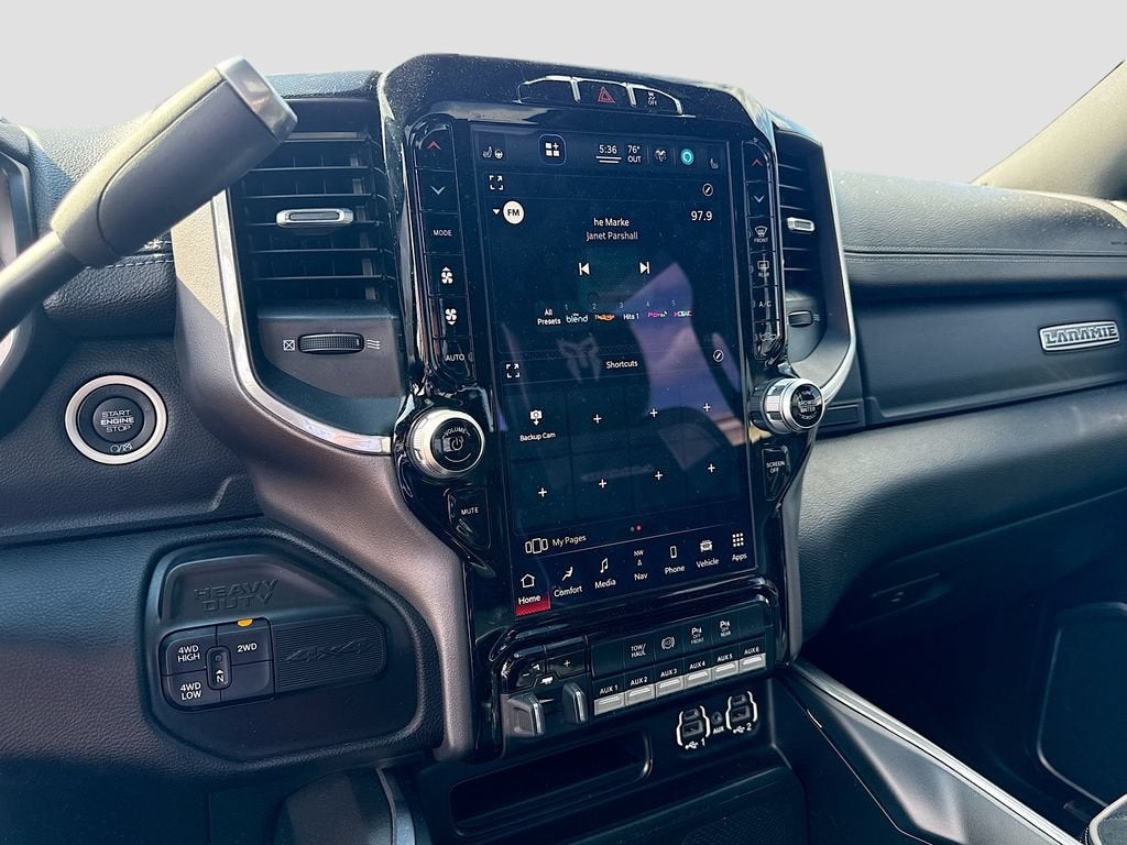 2022 RAM 3500 Laramie Crew Cab 4x4 8' Box
