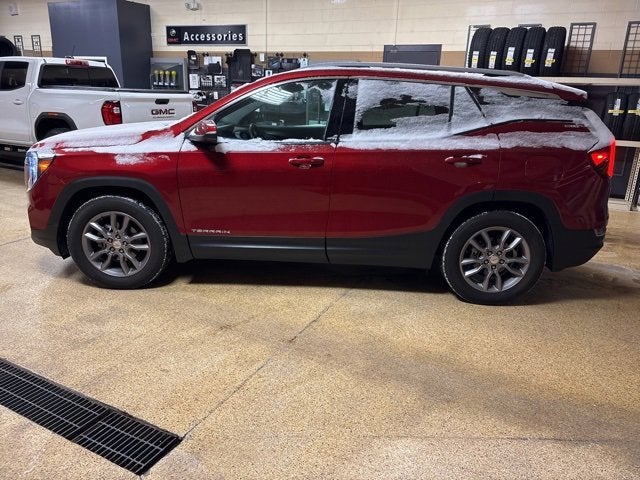 2023 GMC Terrain SLT