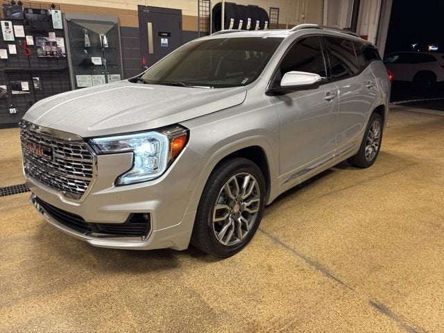 2022 GMC Terrain Denali