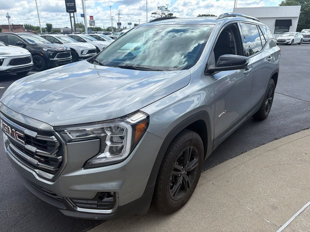 2024 GMC Terrain AT4