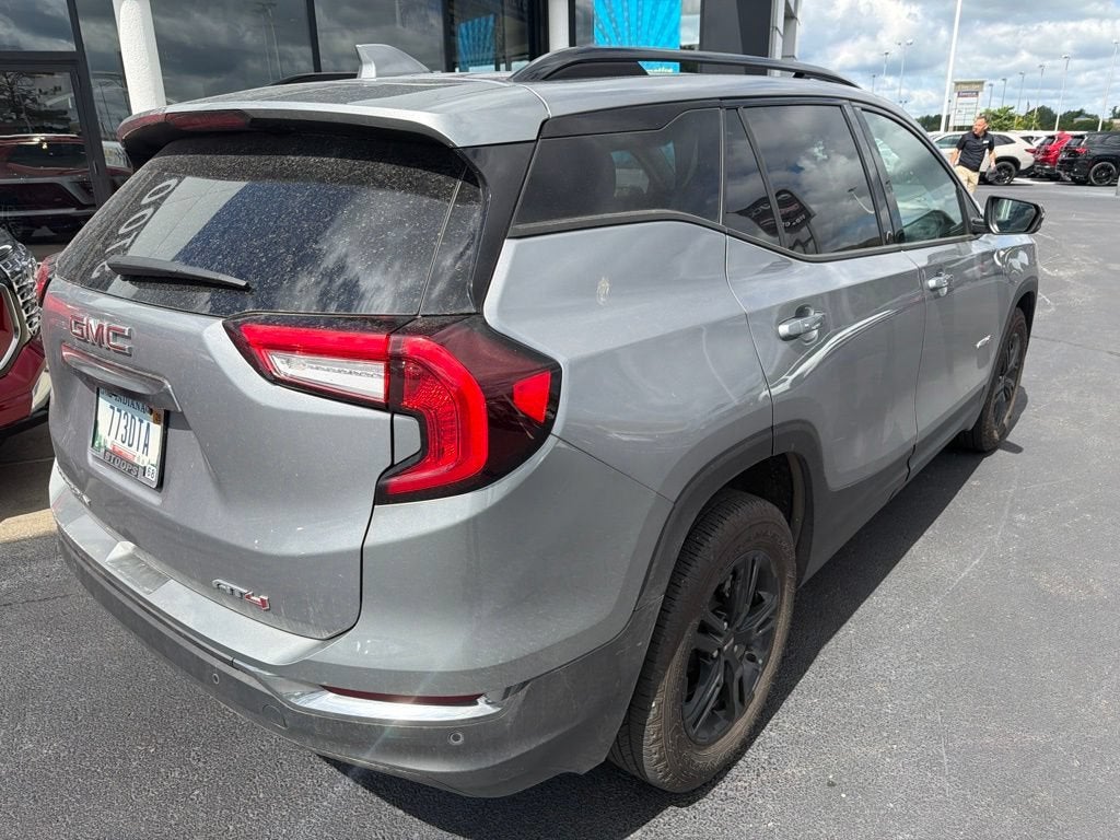 2024 GMC Terrain AT4