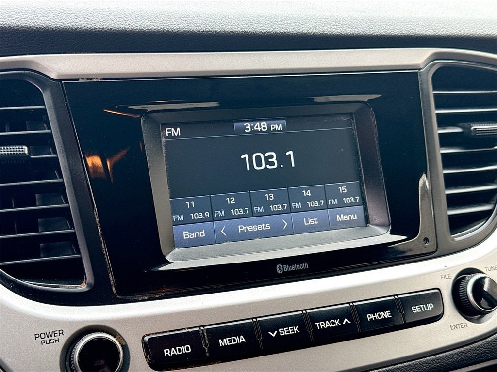 2022 Hyundai Accent SE