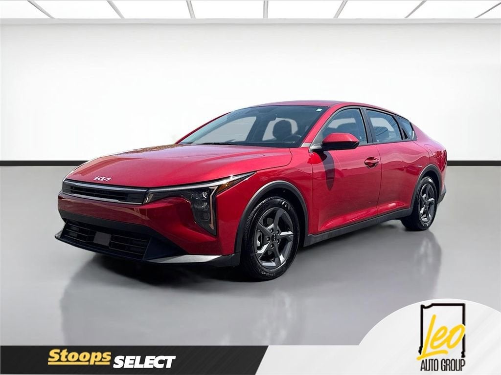 2025 Kia K4 LXS AT's photo