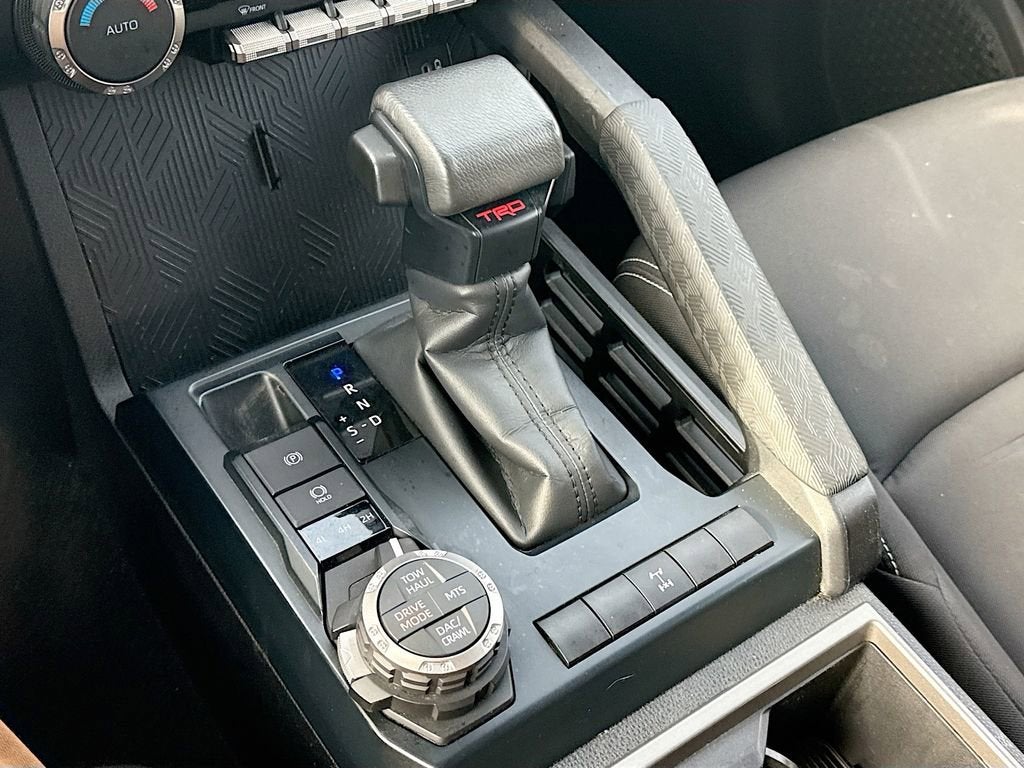 2024 Toyota Tacoma 4WD SR5