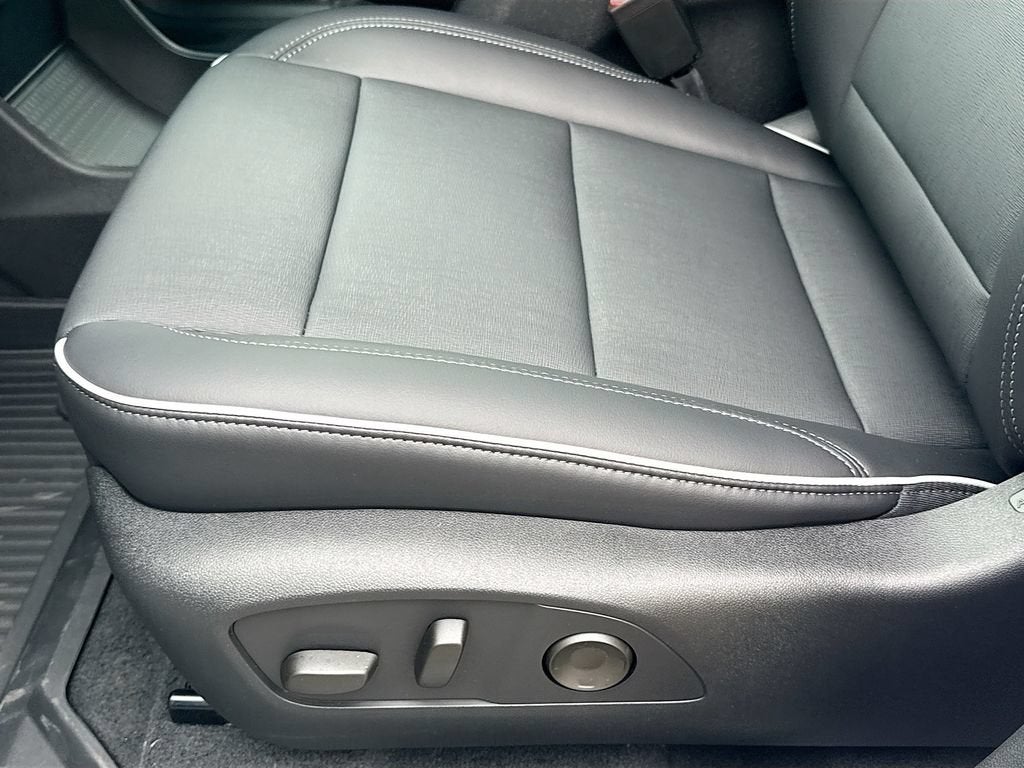 2026 Buick Enclave Preferred - Photo 20