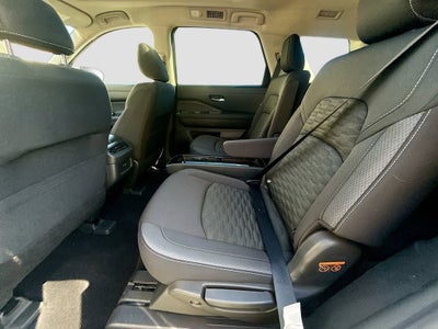 2022 Nissan Pathfinder SV 4WD