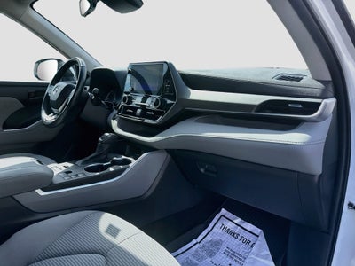 2023 Toyota Highlander LE