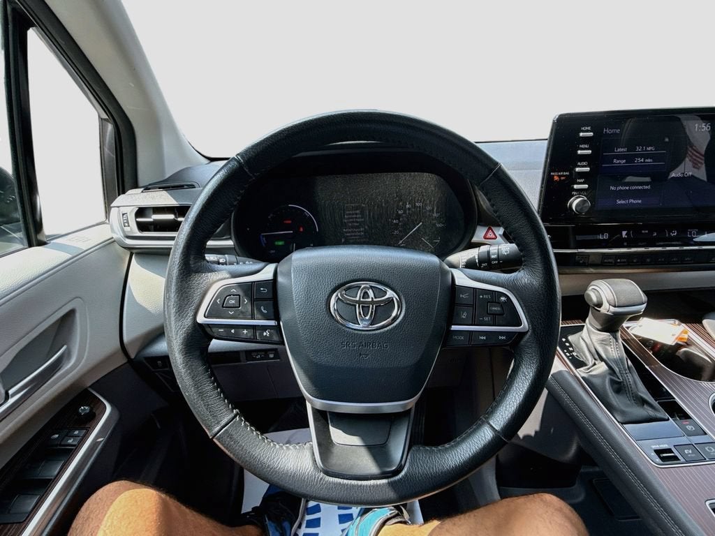 2024 Toyota Sienna XLE
