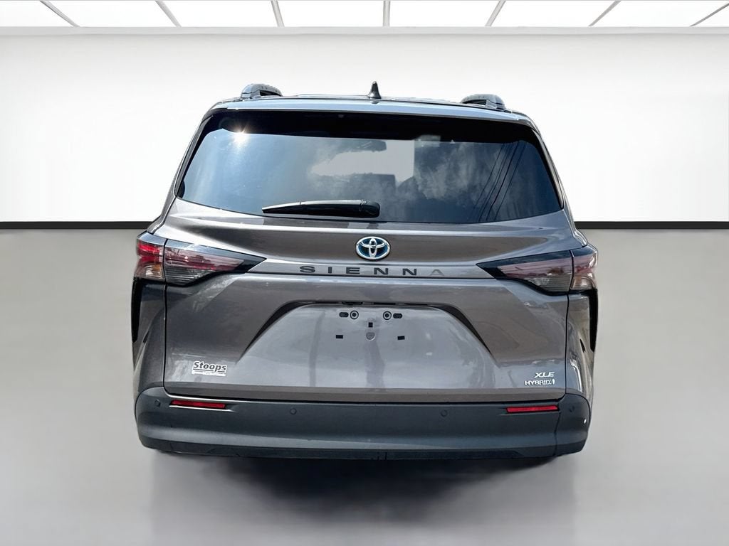 2024 Toyota Sienna XLE