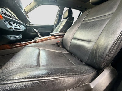 2010 BMW X5 30i