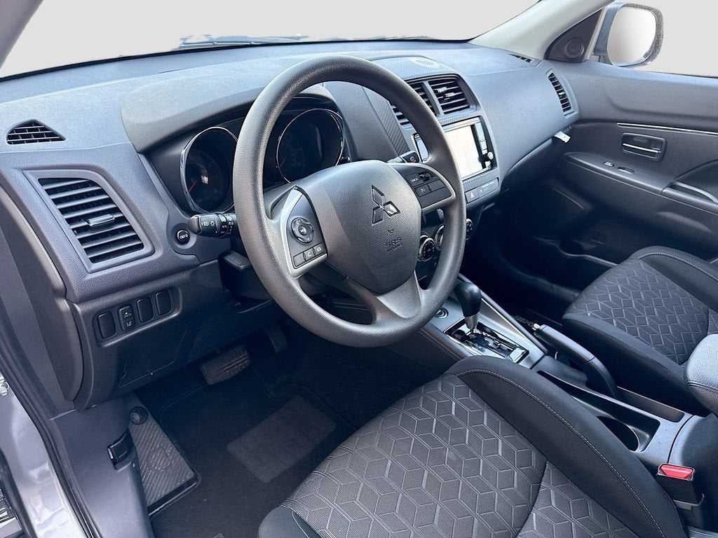 2025 Mitsubishi Outlander Sport S