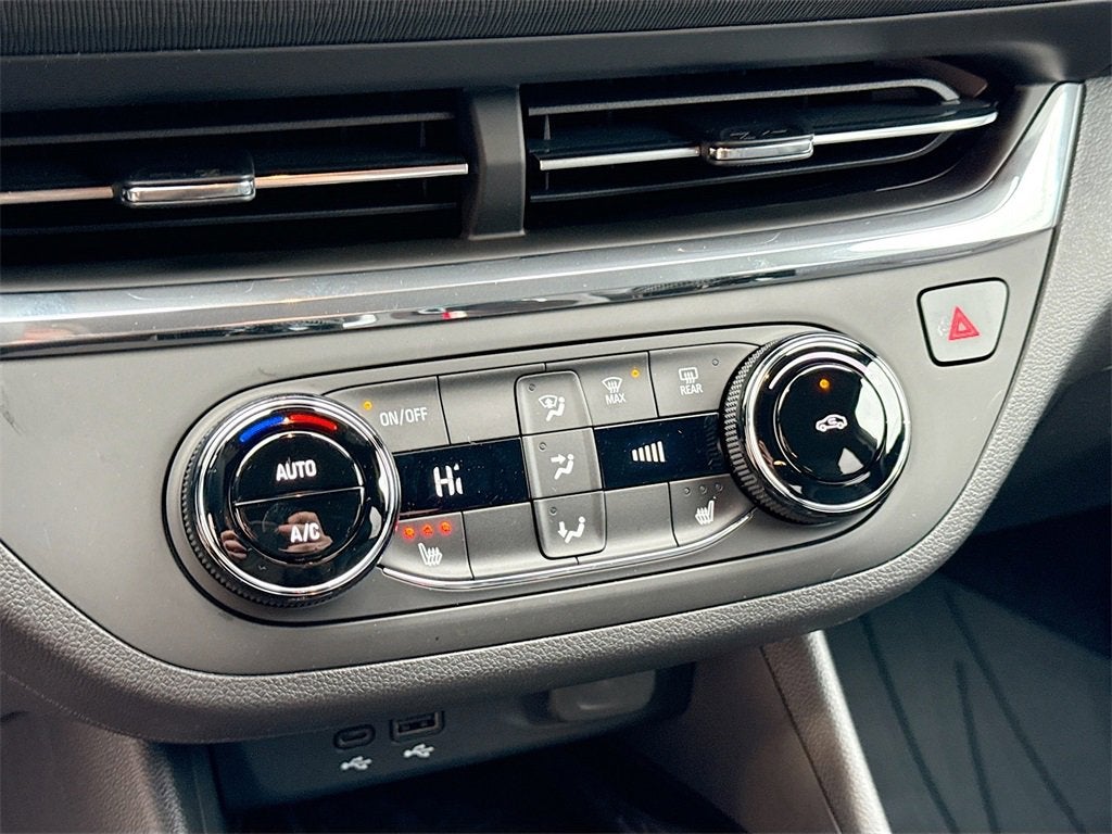 2025 Buick Envista Preferred