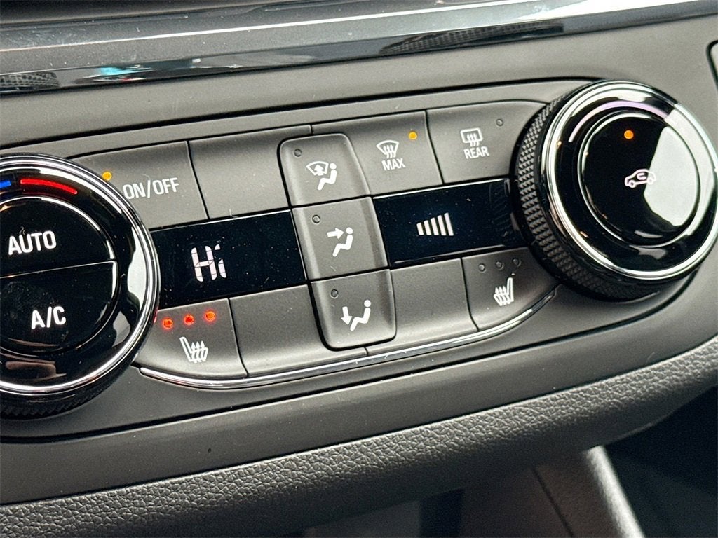 2025 Buick Envista Preferred